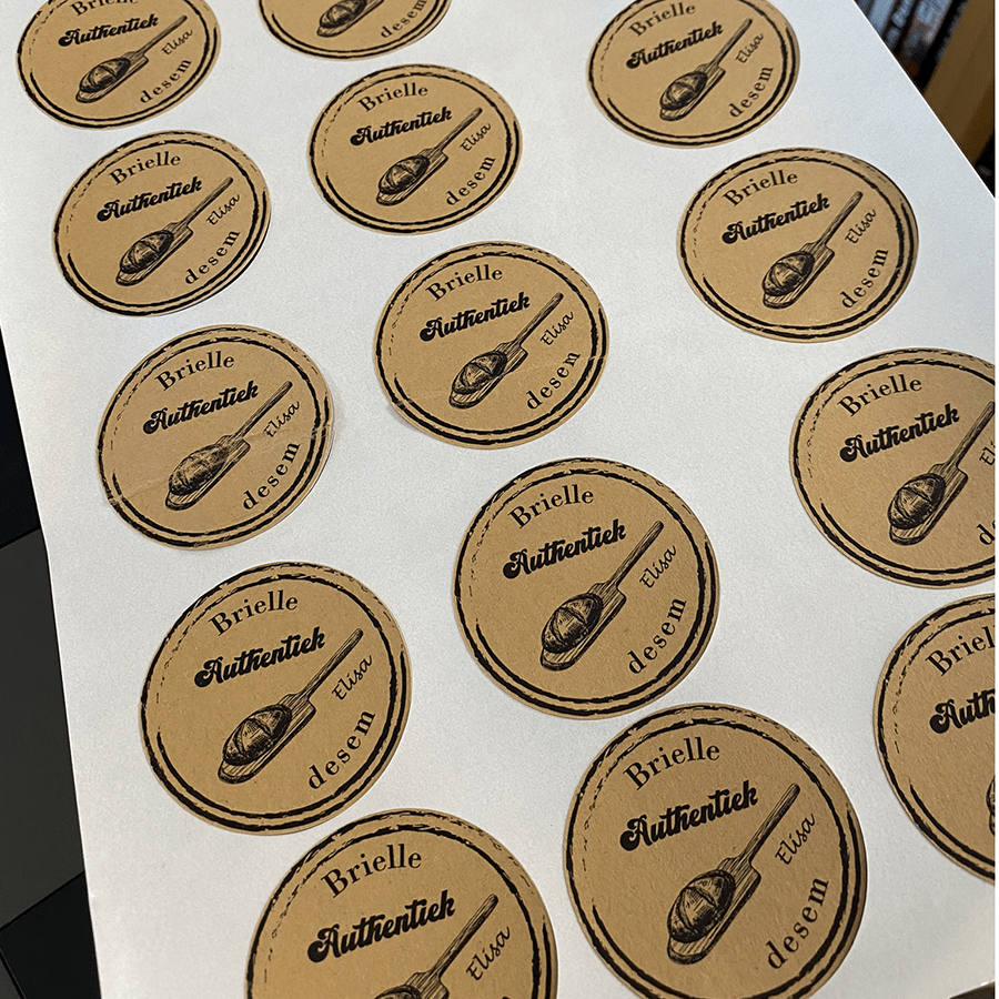 Papier sticker vel contour gesneden